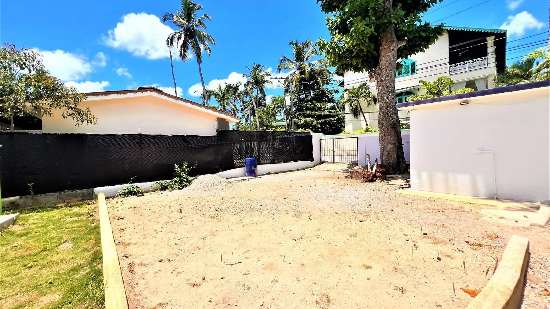 Marina Soleada On The Beachfront Las Terrenas Daire
