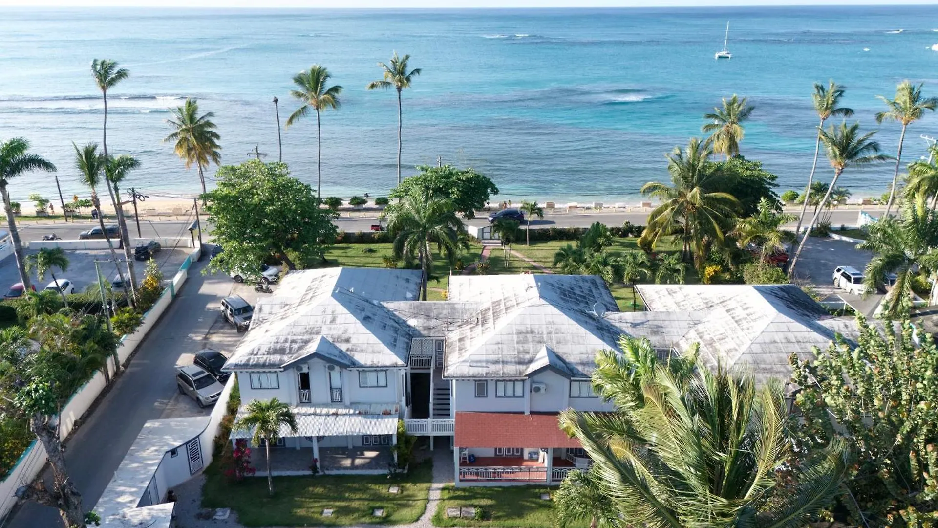 Marina Soleada On The Beachfront Las Terrenas