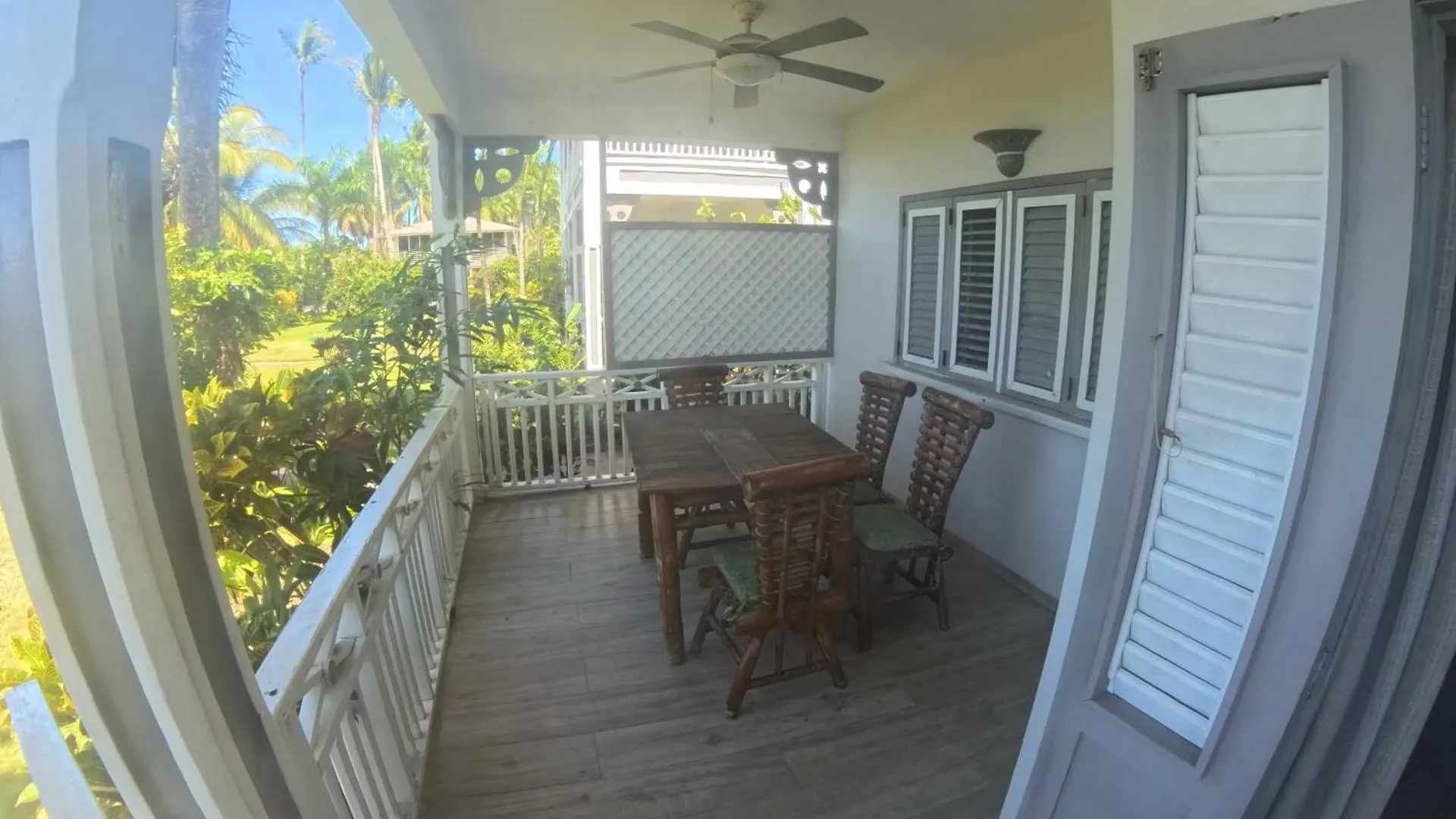 Marina Soleada On The Beachfront Las Terrenas Daire